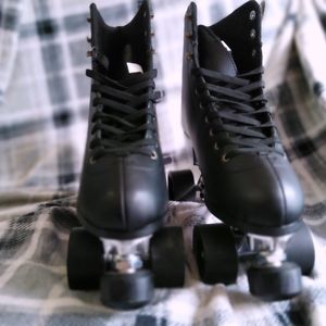 Dolls Kill roller skates size 11
